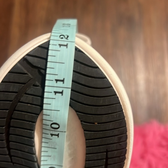 Le Tigre White Women's TW-Loughlin Leather/Nylon Sneakers - Picture 11 of 11